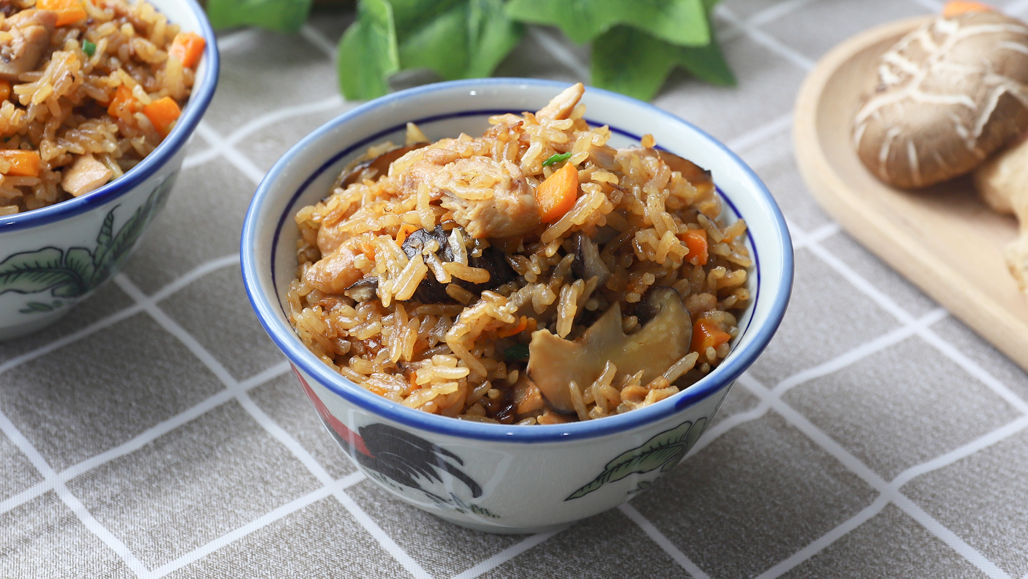Rice Cooker Mushroom Chicken Rice